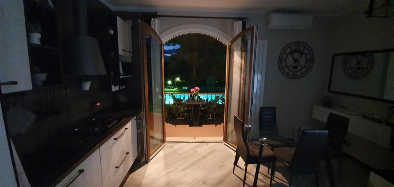 Apartamento SoleGardaRelax - Peschiera del Garda Exterior foto